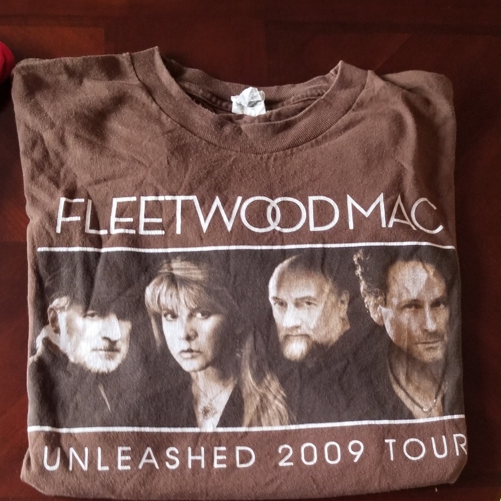 Fleetwood Mac Unleashed 2009 Tour L Brown T-Shirt